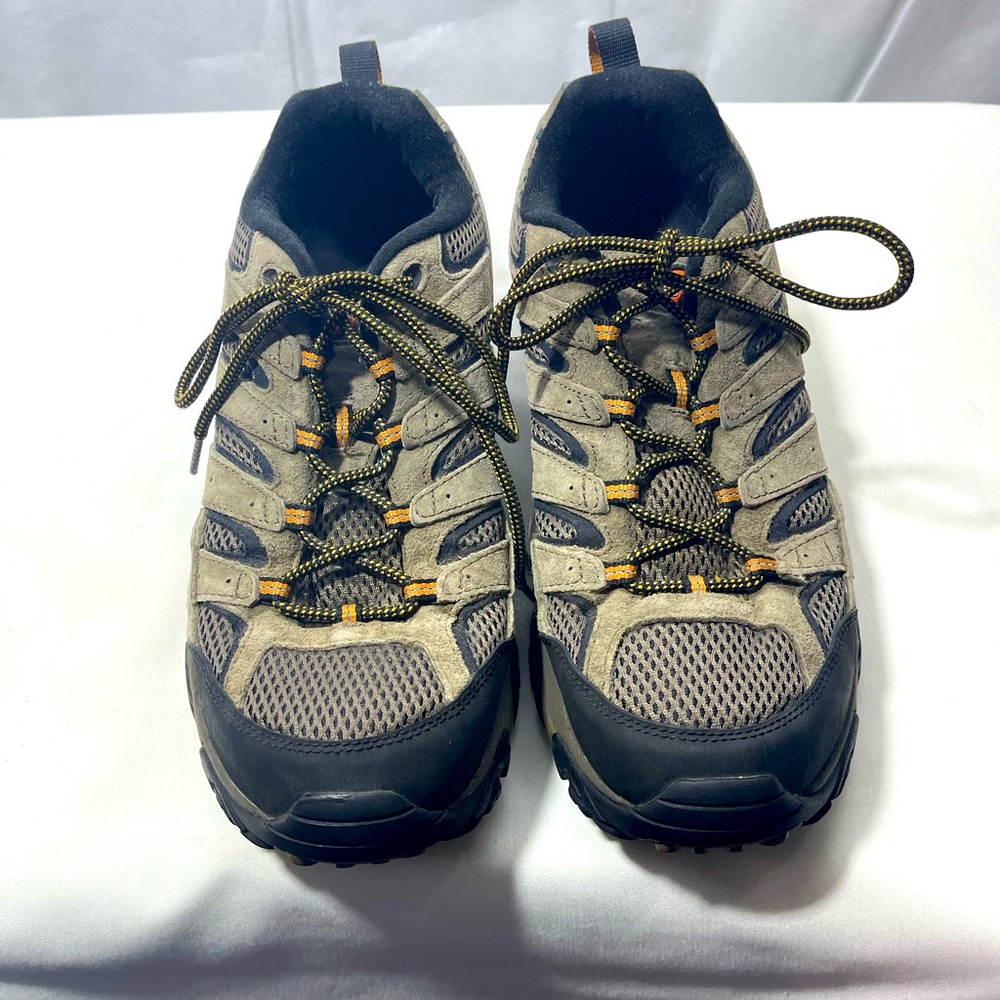 Merrell Mens Moab 2 Vent Hiking Shoe Size 11.5
